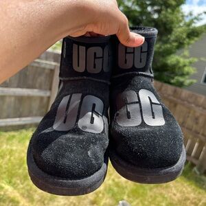 Ugg Classic Mini Scatter Graphic | 9